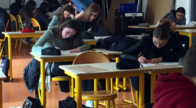 « Classe investigation » avec les tablettes iPad du lycée : Ça turbine !