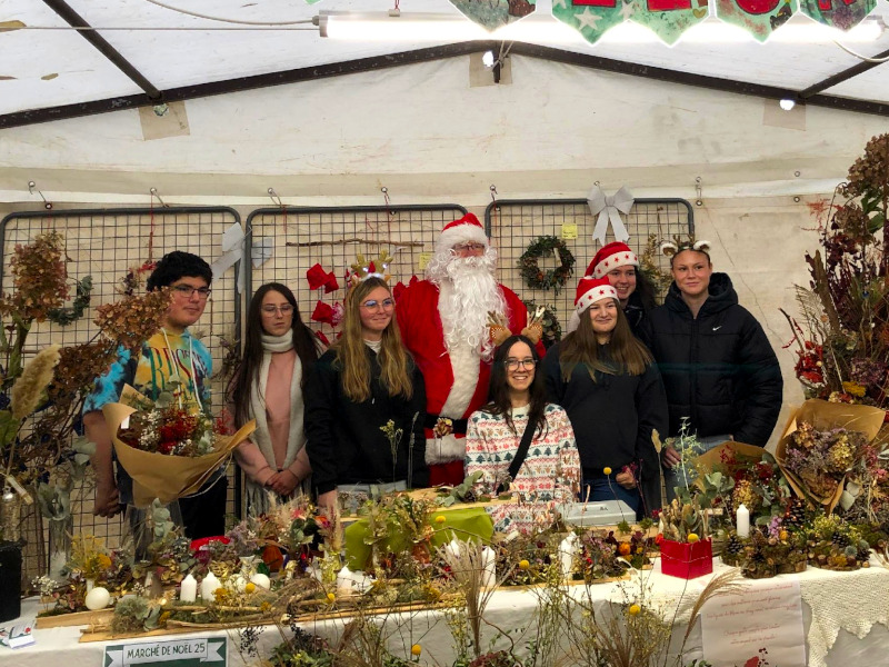 CAP2 Fleuriste au marché de Noël de Merdrignac
